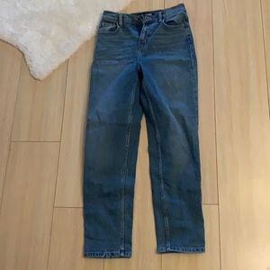 Fashion Nova boyfriend jeans